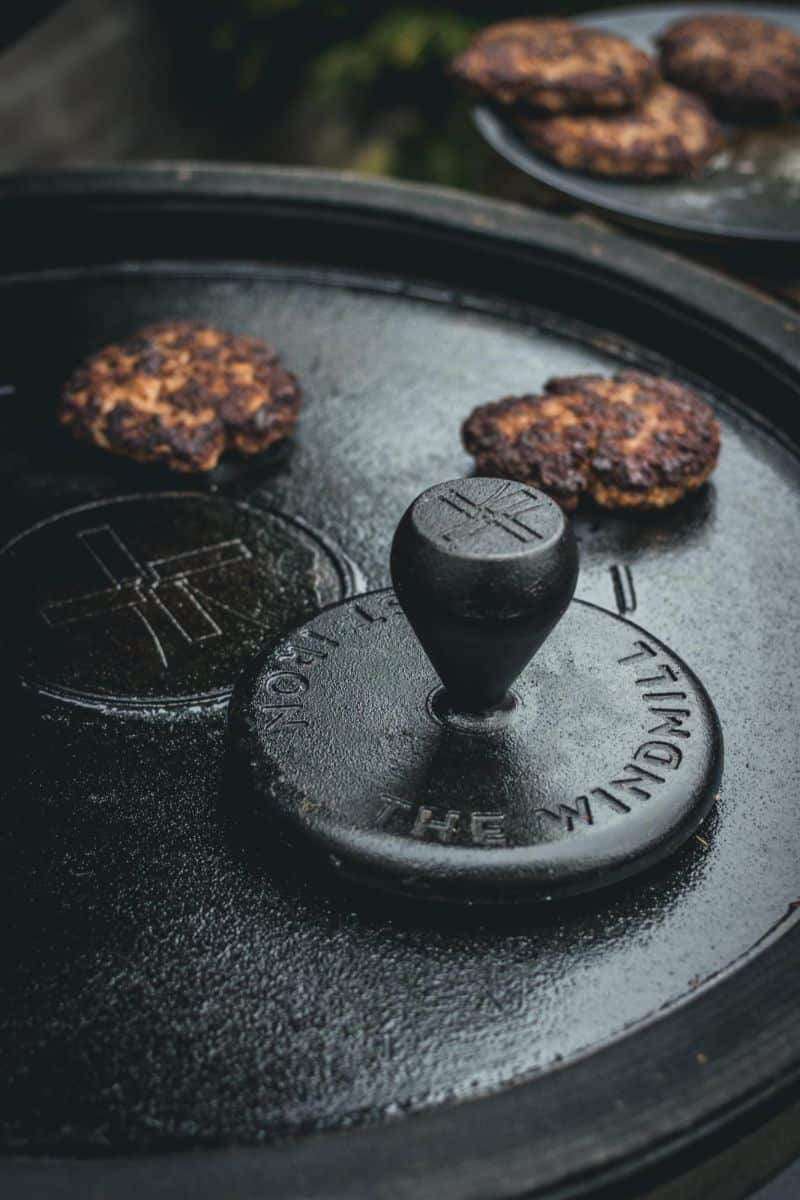 Smash-Burgerpresse aus Gusseisen | Burgerpresse für Grill & Pfanne