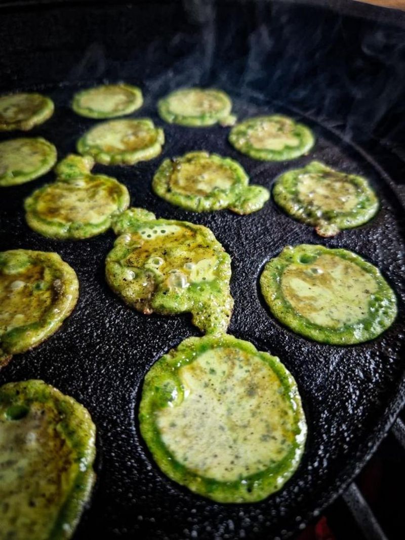 Gusseisen-Poffertjes-Pfanne | 19 Mulden für Grill & Feuer