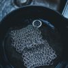 Reinigungsschwamm Chain Mail | Gusseisen schonend reinigen